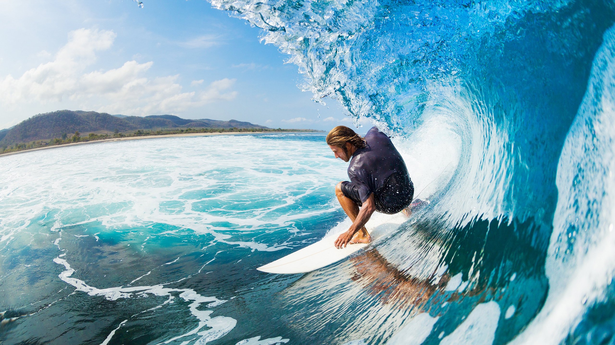 JIUYOU.COM-伊丽莎白·德克斯泳姿优雅成赛场焦点,演员_伊丽莎白·德比齐